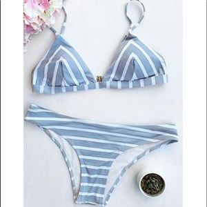CUPSHE BIKINI NWT